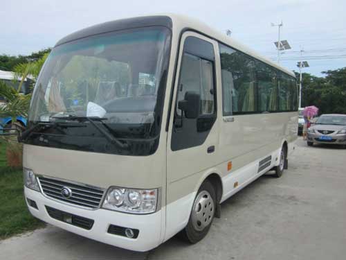 成都租中巴車