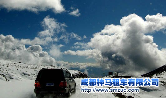 川藏線大雪相伴成都租越野車自駕游