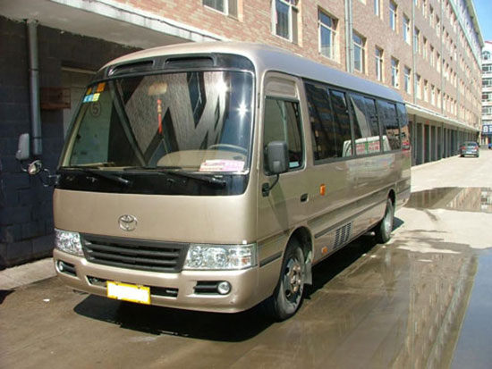 成都租大巴車