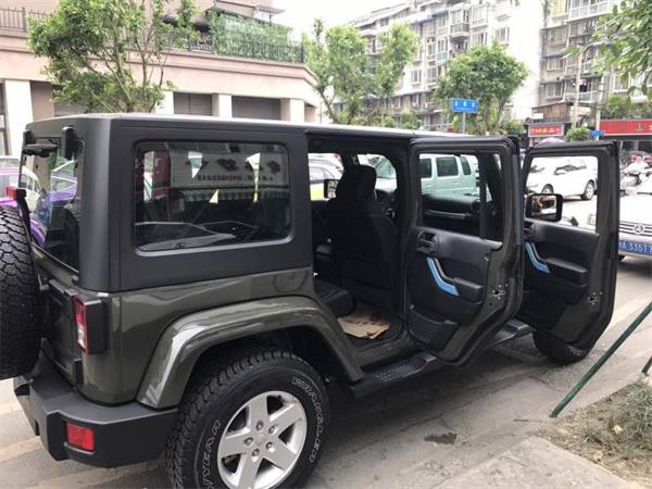 成都租車越野車